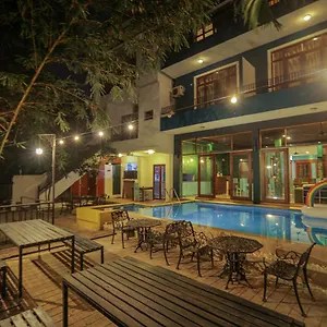 Hotel Summer Side Residencia, Negombo